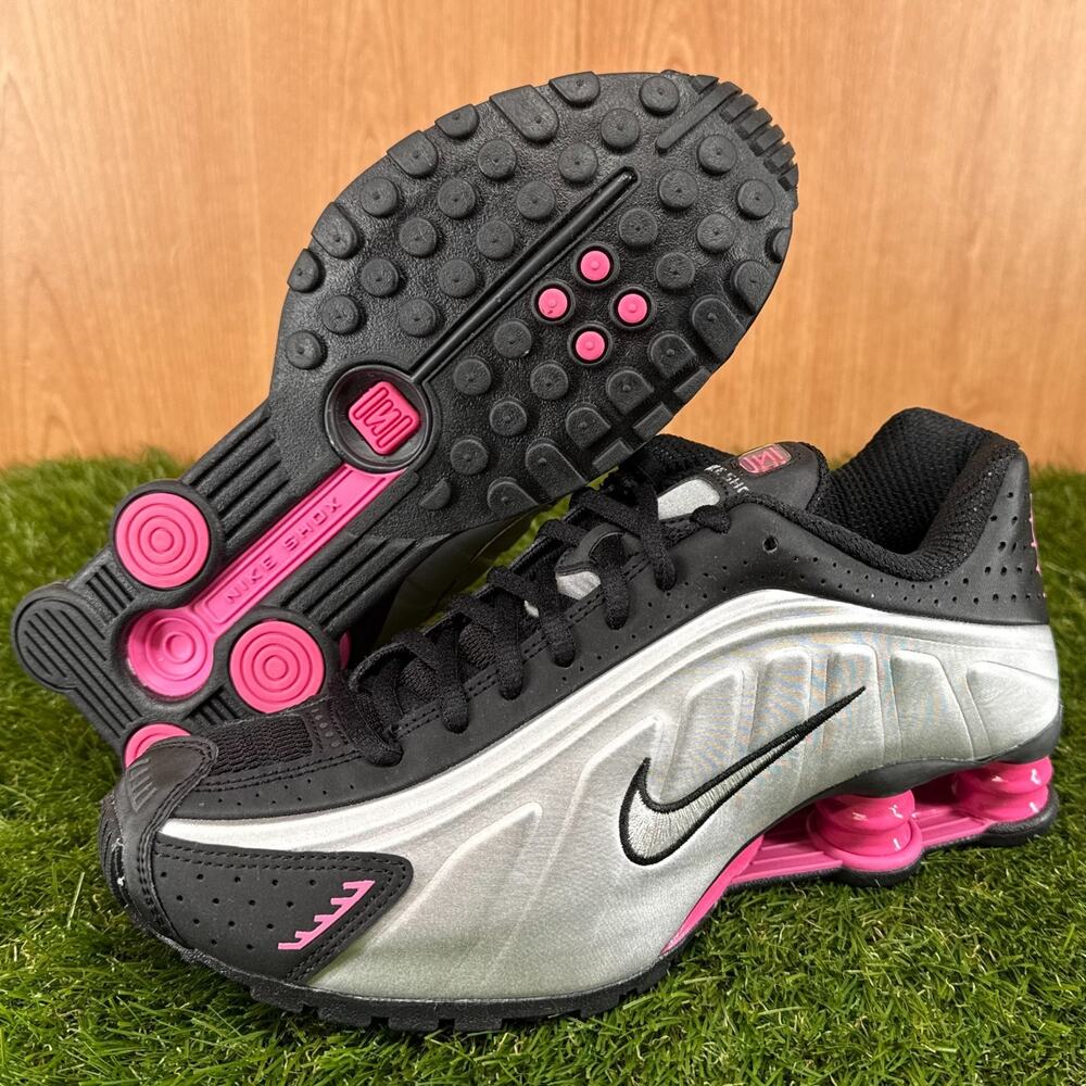 Nike Shox R4 Black Metallic Silver Pinksicle Sneakers AR3565-012 Women's Sz 7.5